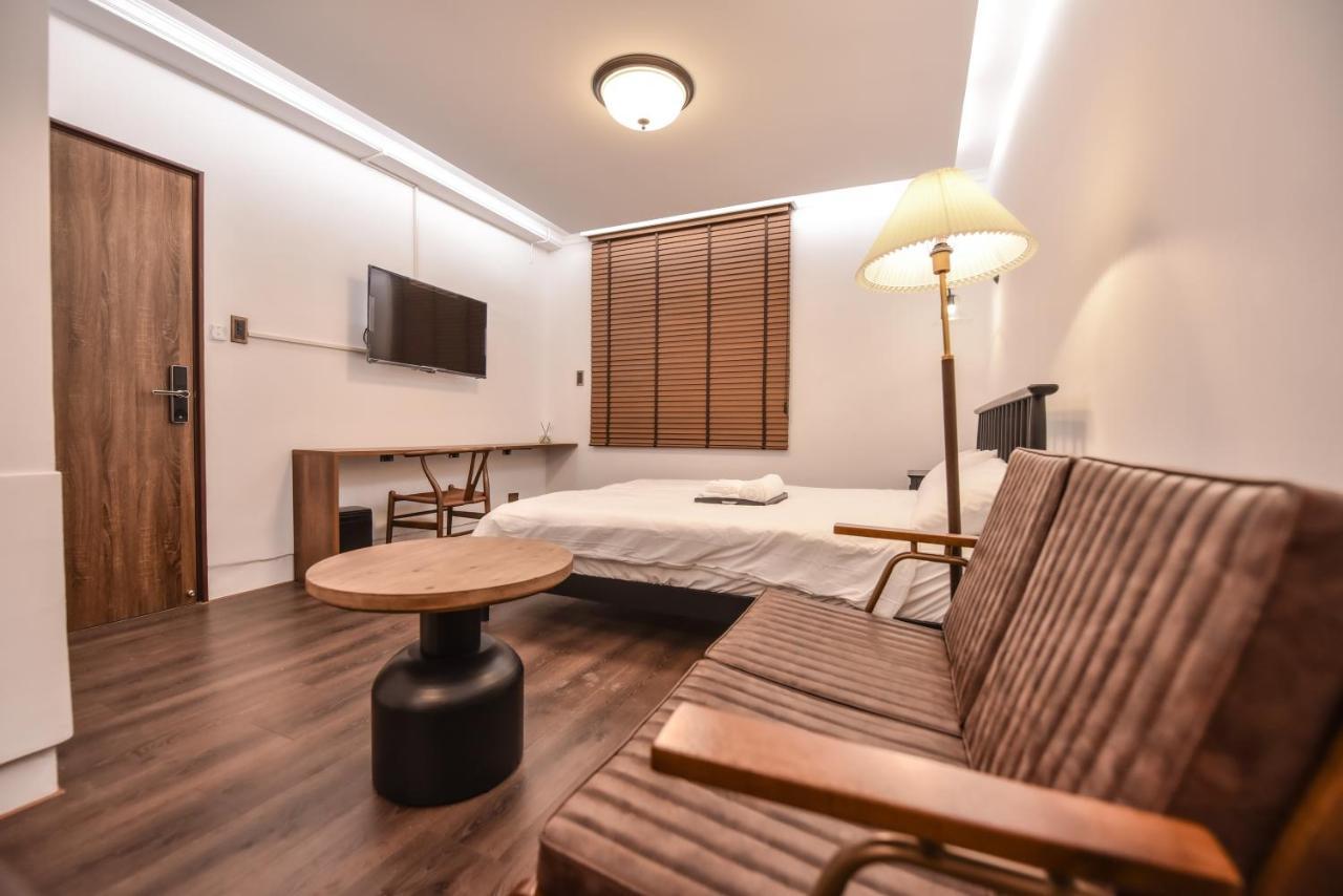 Eryang Homestay Tainan Exterior foto