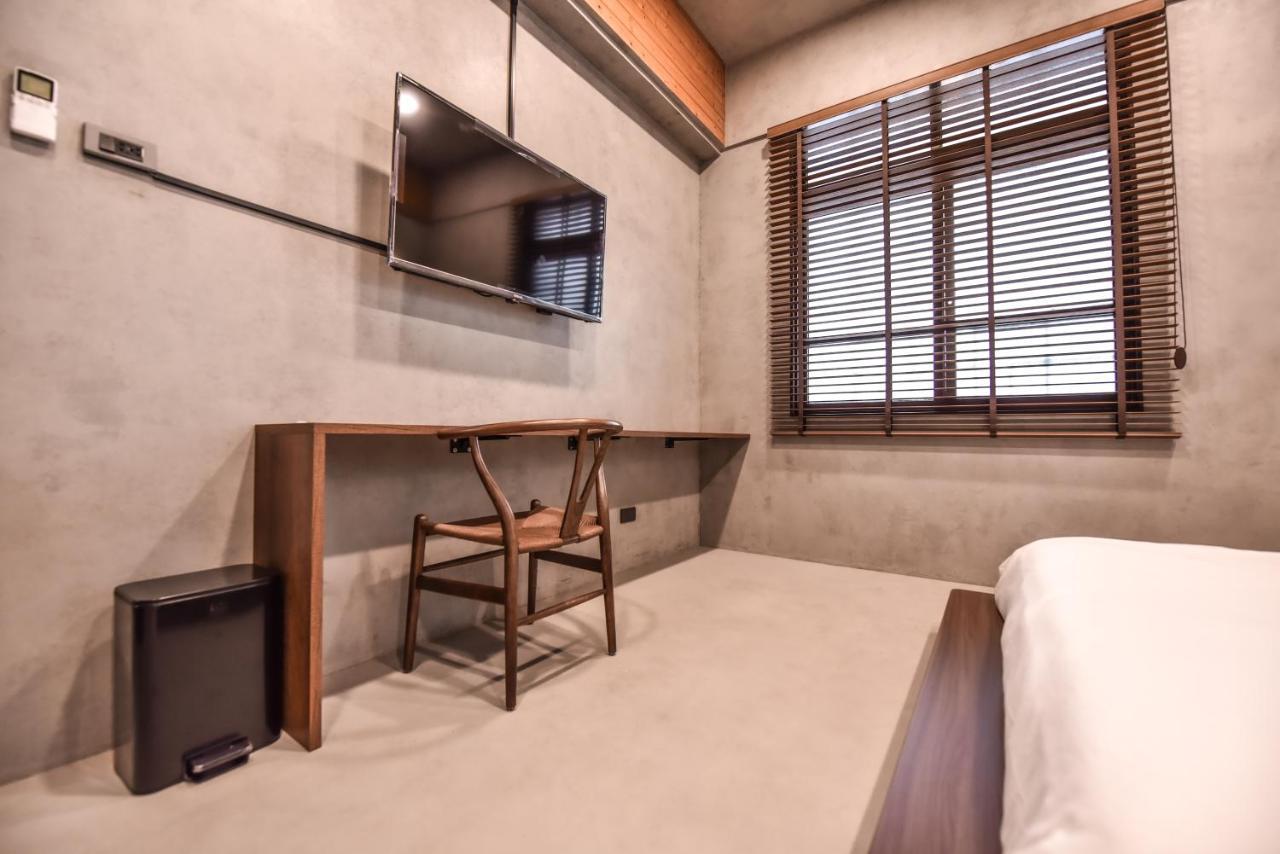 Eryang Homestay Tainan Exterior foto