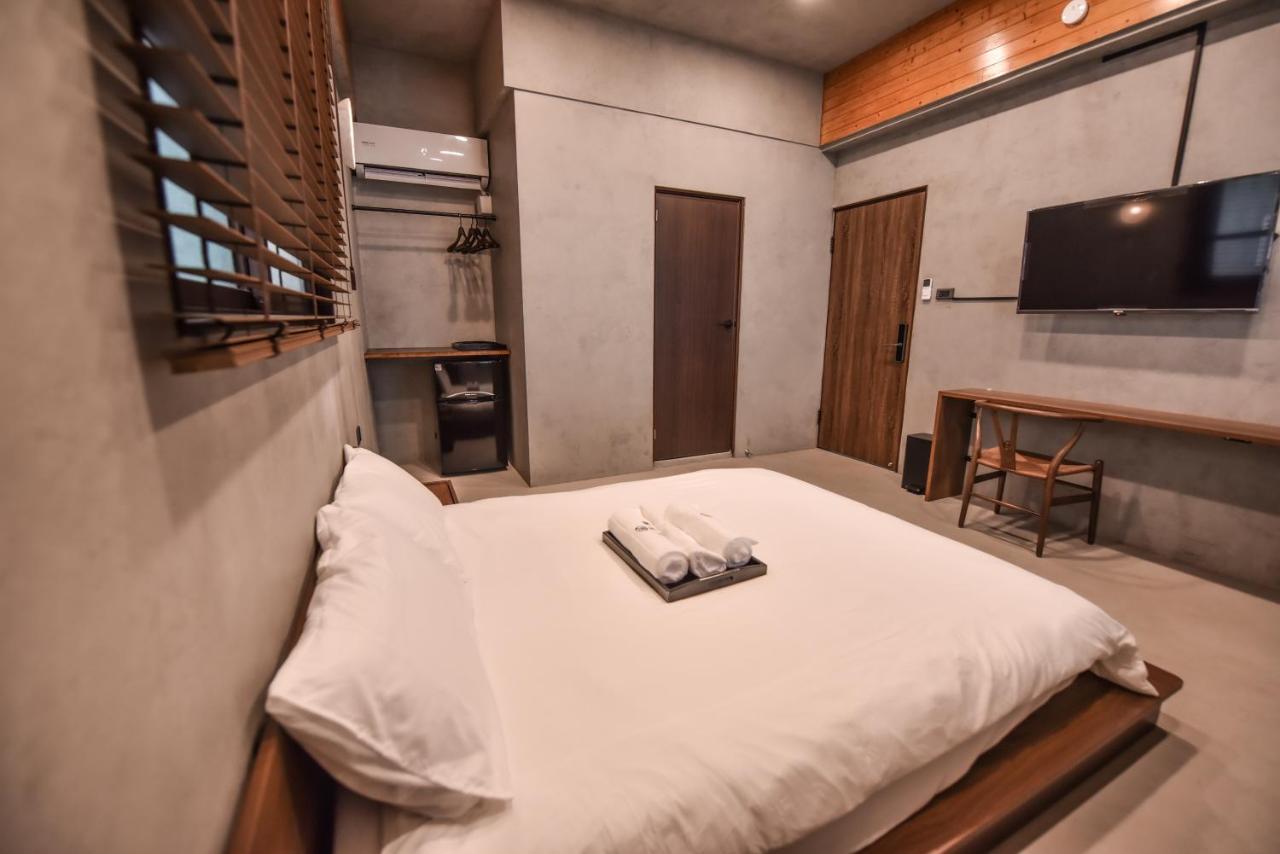 Eryang Homestay Tainan Exterior foto