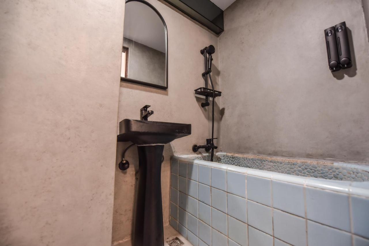 Eryang Homestay Tainan Exterior foto