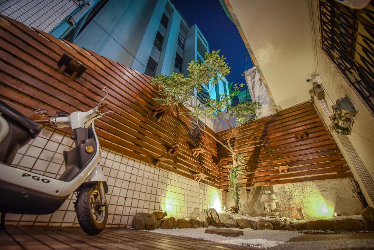 Eryang Homestay Tainan Exterior foto