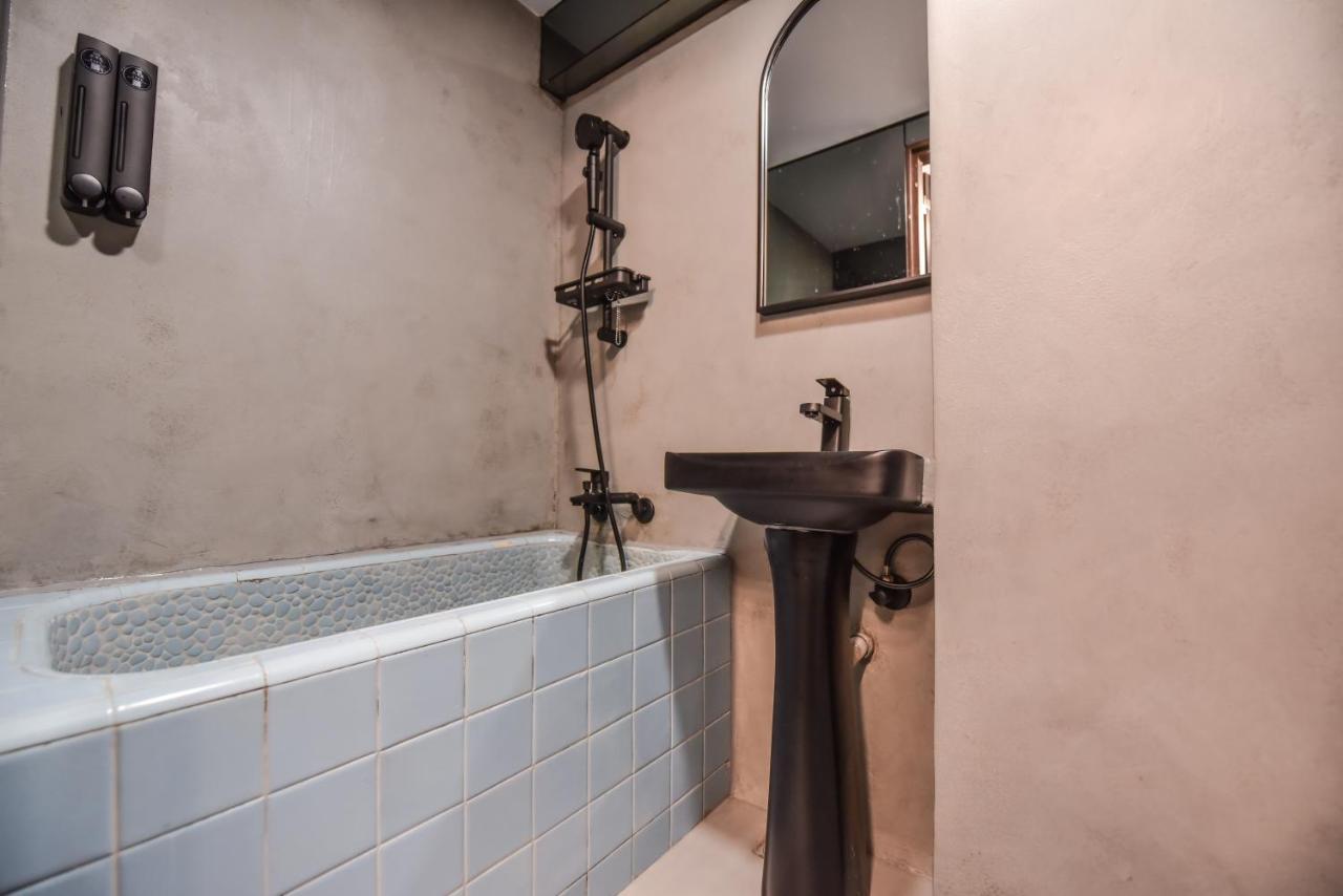 Eryang Homestay Tainan Exterior foto